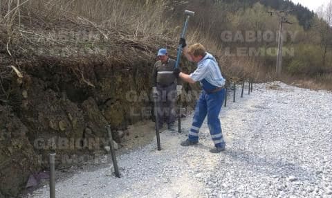 montáž oporného gabionového múru